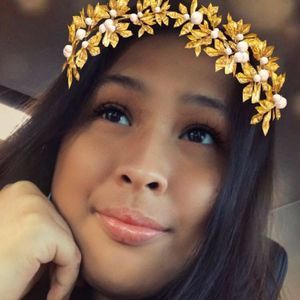 Meet your Posher, Jhenela